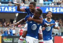 Video: Drogba sigue siendo un tormento para el Arsenal de Inglaterra