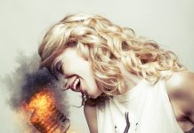 Olvídate de los libros de autoayuda, ¡canta!