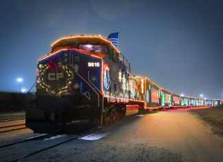 Video: El Tren navideño canadiense pasó por la rivera de sur de Montreal