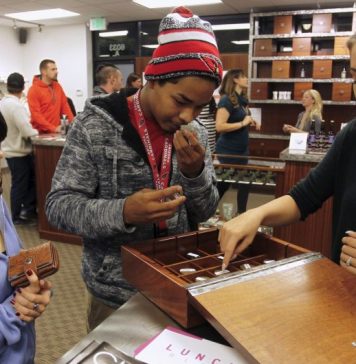 Montreal abrió ocho tiendas de marihuana antes de legalización