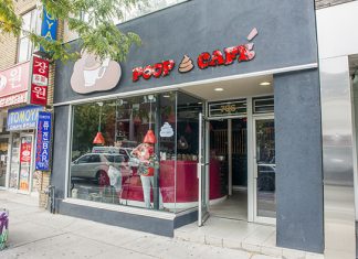 Abren en Canadá un café con diseño de baño