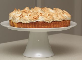 Ventura’s Cake pie_de_limon_sobre_plato