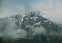 Cinco senderistas mueren en el oeste de Canadá al caer desde el pico de una montaña