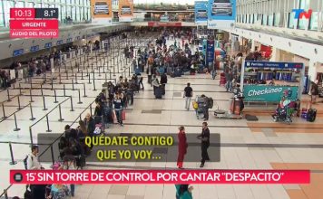 Video: Piloto bloqueó comunicación con torre de control por cantar ‘DESPACITO’