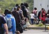 Cientos de personas siguen huyendo de Estados Unidos para venir a Montreal – Canadá