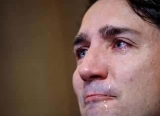 Trudeau llora la muerte del cantante canadiense Gord Downie