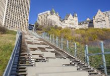 Edmonton tiene el primer funicular de Canadá