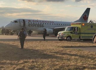 Avión de Air Canada aterriza de emergencia tras aparecer humo a bordo