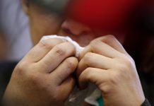 Canadá: Video de la separación de una recién nacida de su madre indígena