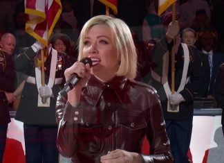 Video: Carly Rae Jepsen Interpretó el himno nacional de Canadá en el NBA All Stars