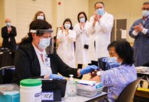 Canadá tiene dosis suficientes para vacunar cuatro veces a toda la población