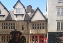 Persiguiendo conejos Persiguiendo conejos Mujer sin Equipaje