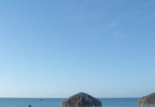 Que mania la de cargar.