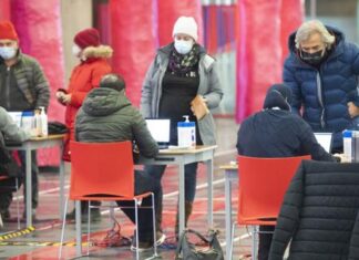 Quebec decreta toque de queda de Año Nuevo por dispararse casos de coronavirus