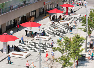 Tableros de ajedrez gigantes en Montreal