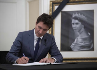 Carlos III fué proclamado formalmente rey de Canadá